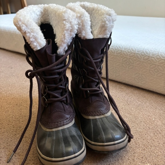 New Sorel womens Joan of Arctic™ Snow Boot - Picture 1 of 9